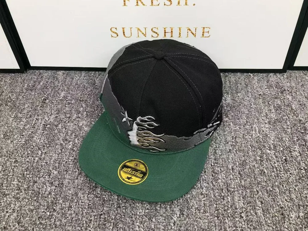 HELLSTAR Green Green Brim Flame Cap - print detail