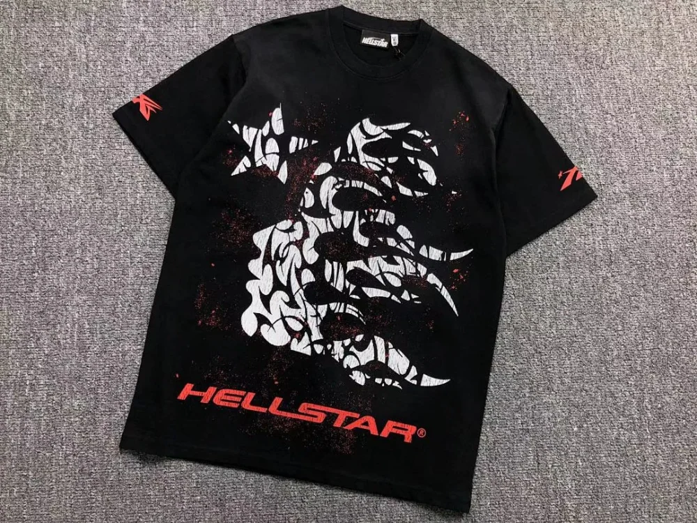 HELLSTAR Black White Gothic Split Print T-Shirt - size reference