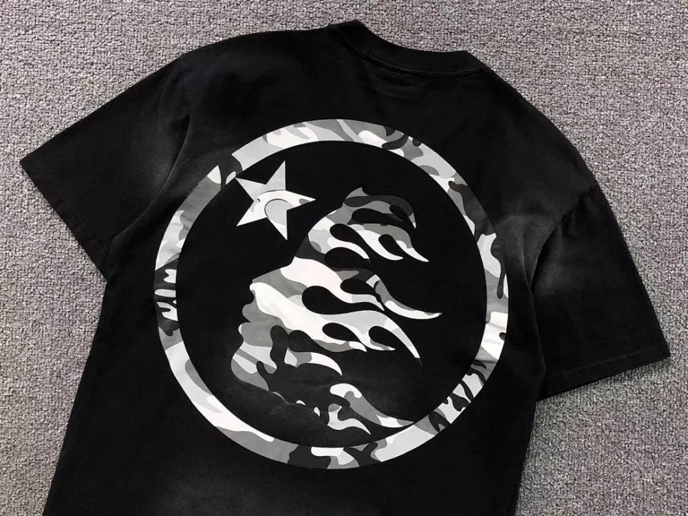 HELLSTAR Black Camo Circle Logo T-Shirt - size reference