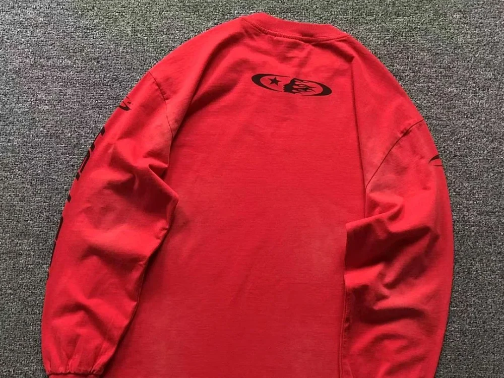 HELLSTAR Red Black Logo Long Sleeve - fabric detail