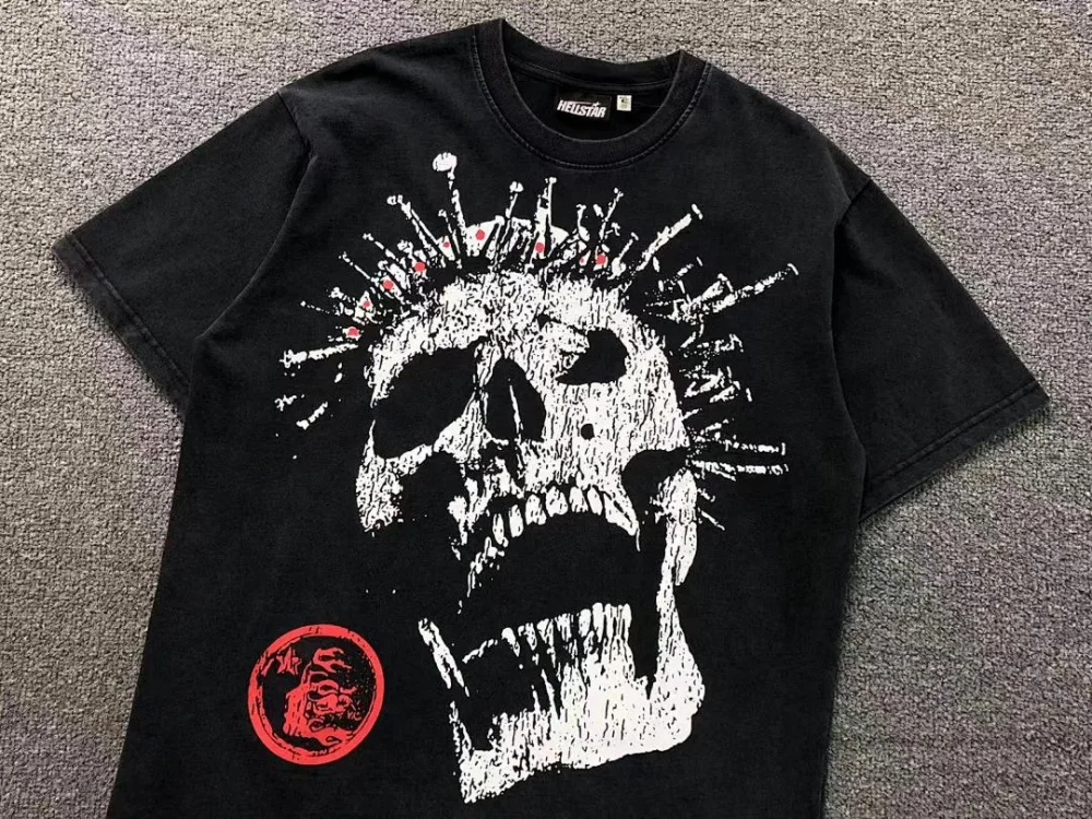HELLSTAR Black White Screaming Skull T-Shirt - size reference