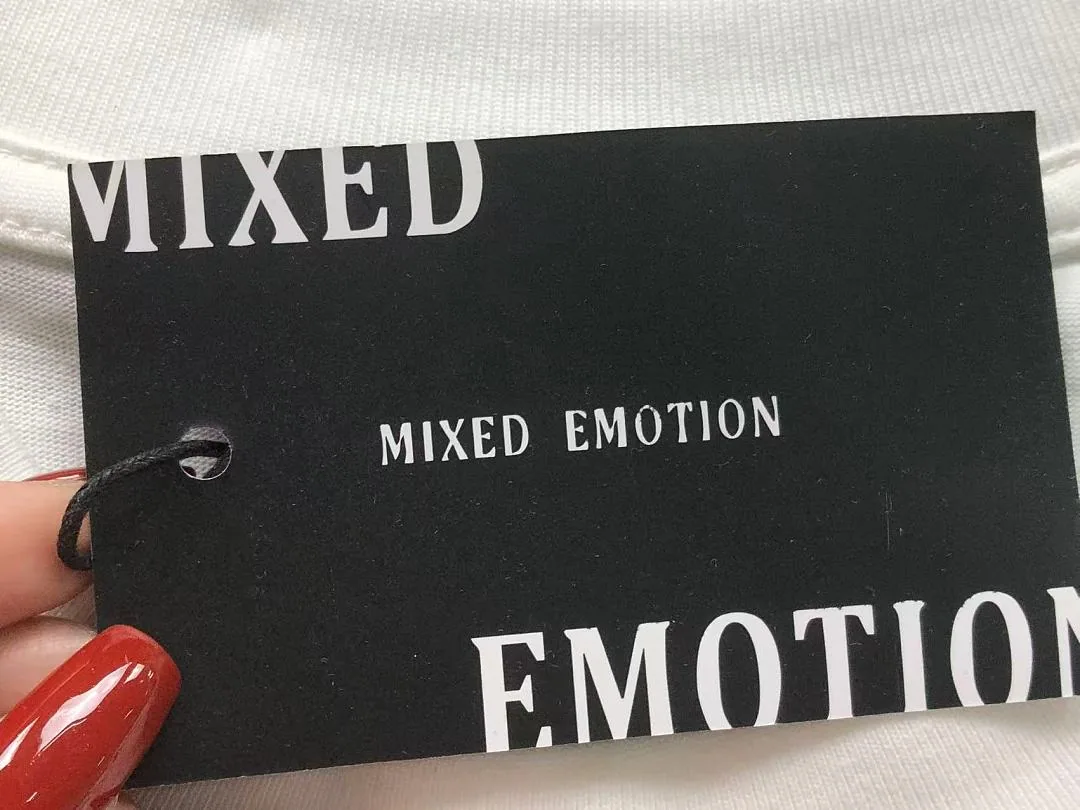 MIXED EMOTION White Graffiti Figures T-Shirt - photo 16